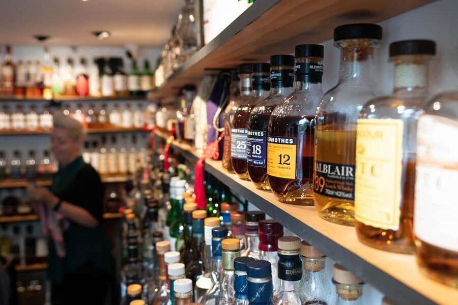 St. Paul Secret Stories Bar Crawl - Hidden Tales & History - Who should book this St. Paul crawl?