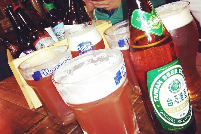 Taipei Nightlife: Taipei Pub Crawls (2 Different Routes) - Weekend classic, from three pubs to one nightclub