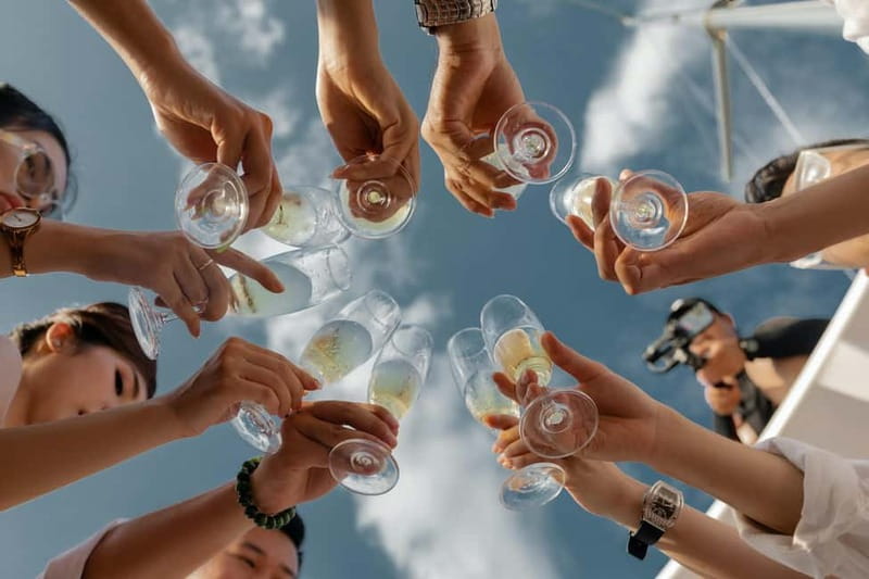 Tbilisi: Nightlife Highlights Tour with Welcome Drinks - Why this Tbilisi night tour feels different