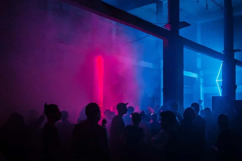 Tbilisi: Nightlife Highlights Tour with Welcome Drinks - What the guides add to the night