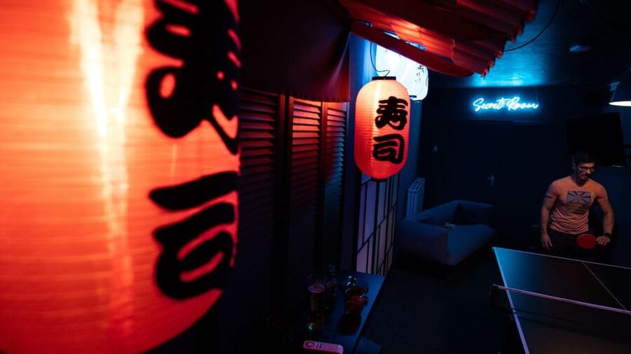 The Hague: Ping Pong Table Rental at a Secret Ping Pong Bar - Music, darts, and the big-screen option