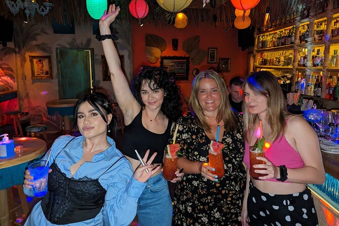 The NightCrawlers | Athens Bar Hopping | Pub Crawl - The night in six useful points