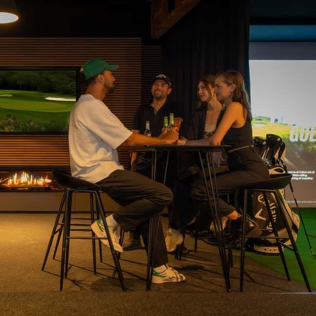 The Ultimate Berlin Golf Bar for Groups, Games & Good Times - What happens during a one-hour session