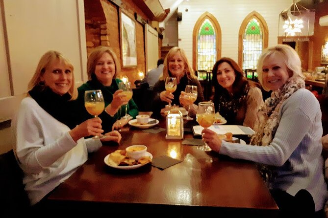 Thirsty Thursdays Tour (cocktails and appetizers) - What makes the small group useful