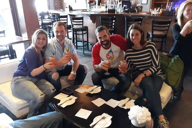 Thirsty Thursdays Tour (cocktails and appetizers) - The guides make the difference