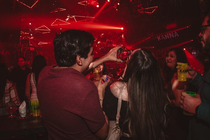 Thursday Night Bar Crawl in Guadalajara Mexico - Key points at a glance