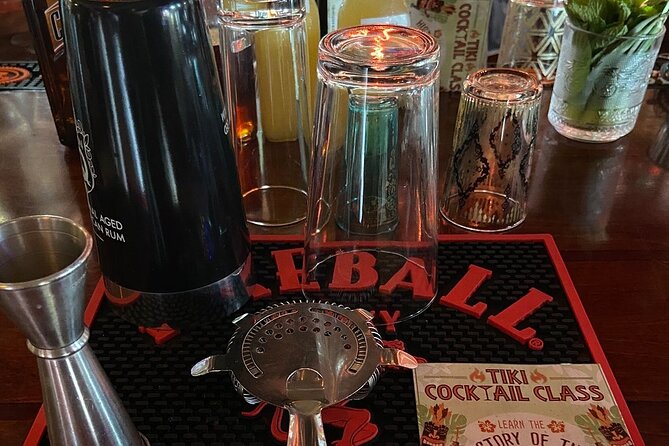 Tiki Cocktail Class in Key West, Florida - Learning the story behind Tiki drinks