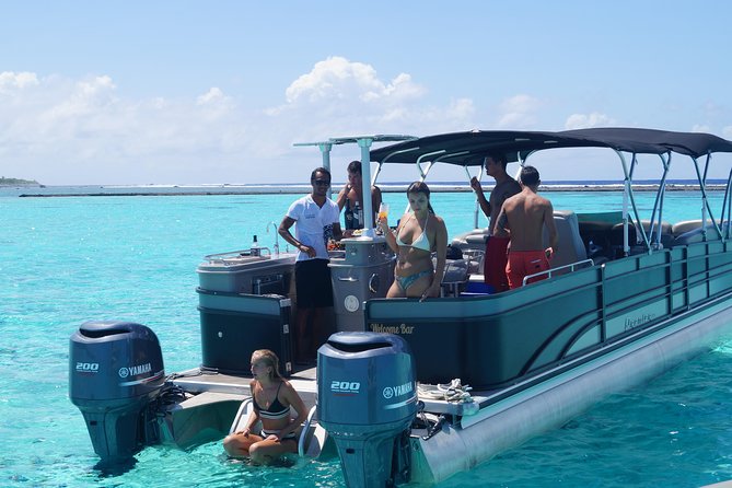 Toa Boat Bora Bora Private Lagoon Tour On Entertainer Bar Boat - 9:00 am start and the first view of Bora Bora