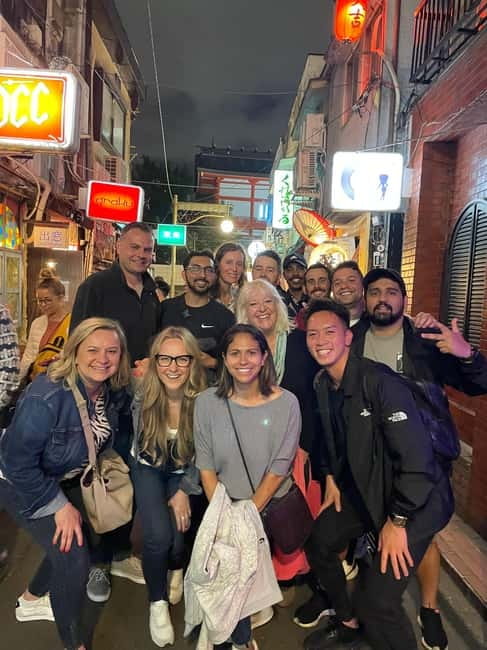 Tokyo: Shinjuku Bar and Izakaya Hopping Tour - Ending with karaoke and a more social Tokyo