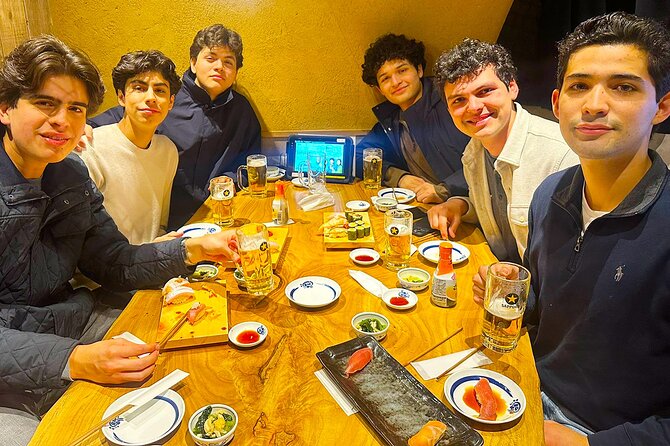 Tokyo: Shinjuku Bar Hopping & Night Walking Tour - Food, sake, and what your $30 actually buys