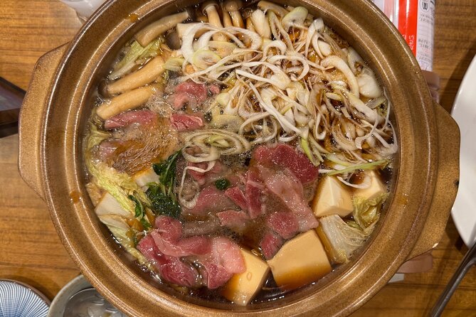 Tokyo Shinjuku Bar Hopping –Wagyu , Ramen & 7 Dishes - Second stop: wagyu sukiyaki and ramen