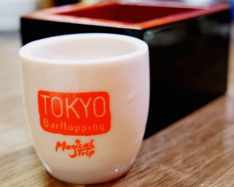 Tokyo: Shinjuku Bar Hopping with All-You-Can-Drink & Dinner - Kabukicho: reservations make a real difference
