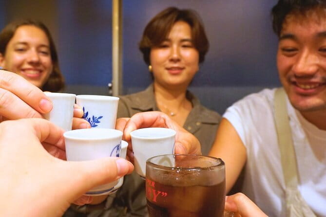Tokyo: Shinjuku Hidden Japanese Bar Tour (Neon Light City) - Meeting Kazuki beside Shinjuku Station