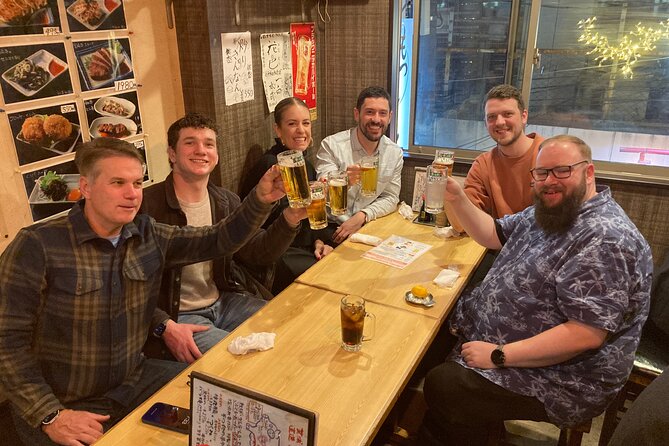 Tokyo Shinjuku Japanese Local Bar Hopping and Food Tour - Why Shinjuku works so well after dark