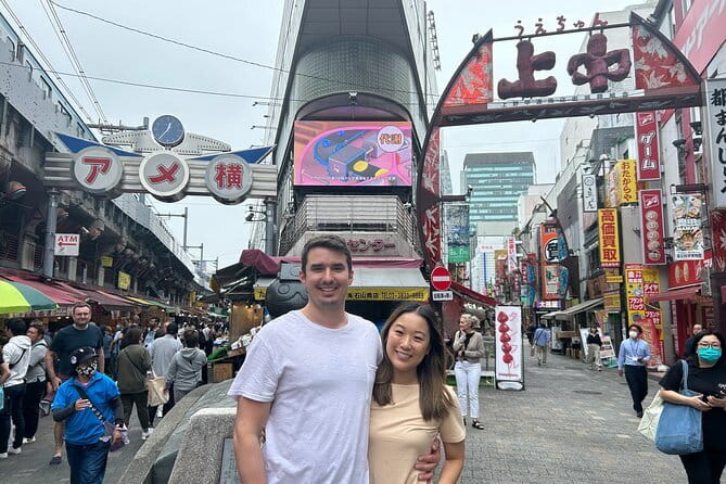 Tokyo Ueno Food & Nature & Localtown Tour: 10Dishes+ Drinks - Learning izakaya manners without guesswork