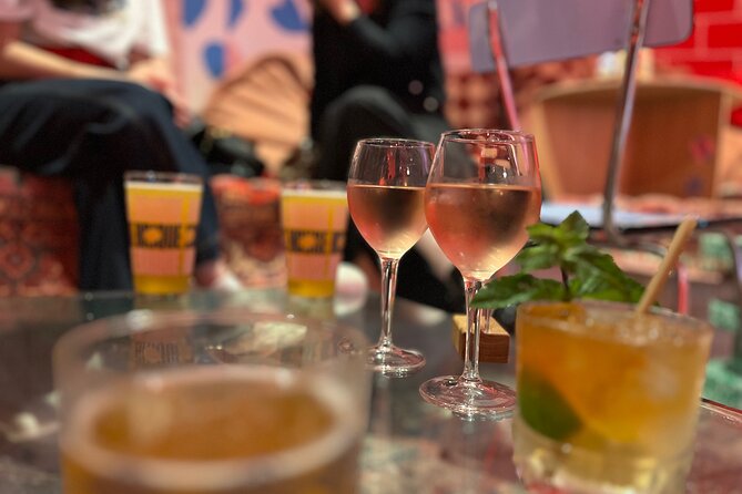Tripa Paris Pubcrawl / Bar Tours - The first bar near the Pantheon