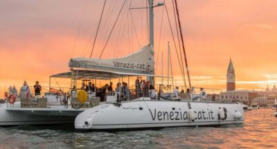 Venice: Golden Hour Cruise with Classical Music & Cocktail