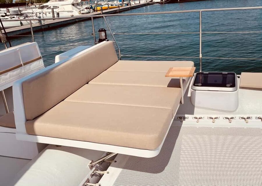 Venice: Golden Hour Cruise with Classical Music & Cocktail - Comfort on board, including two toilets
