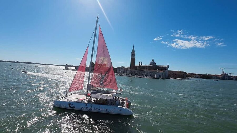 Venice: Golden Hour Cruise with Classical Music & Cocktail - Is $70 a fair price for 90 minutes?