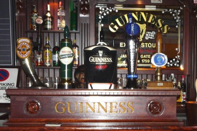 Verona Pub Crawl Explore Nightlife with New Friends - Finishing near Porta Vittoria