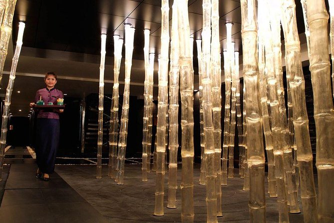 Vertigo TOO Sky Bar: Unlimited Drinks & Spectacular Views - Music and mood at Vertigo TOO