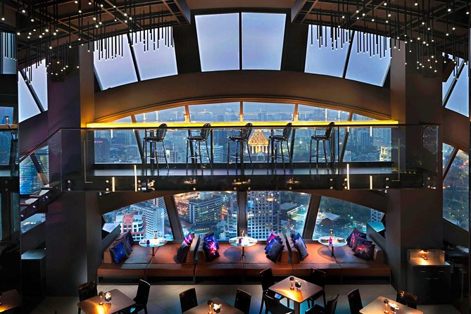Vertigo TOO Sky Bar: Unlimited Drinks & Spectacular Views - Light appetizers, not a complete dinner