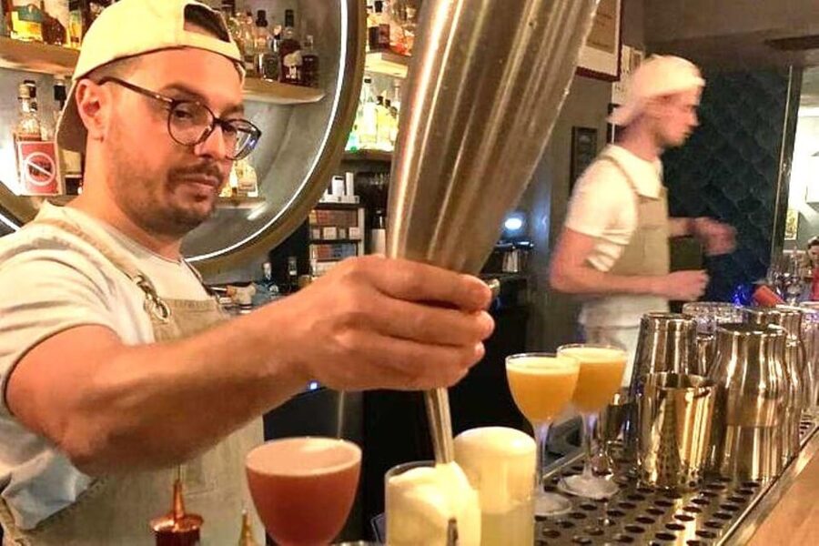 Vienna Nightlife Tour: Dinner, Drinks & Rooftop Bar - Key points to know before booking