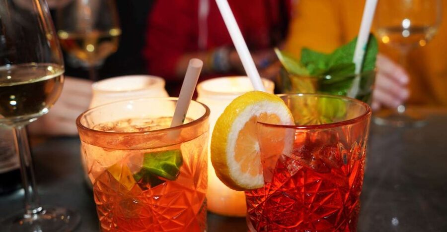 Vienna Nightlife Tour: Dinner, Drinks & Rooftop Bar - Why this Vienna night tour is different