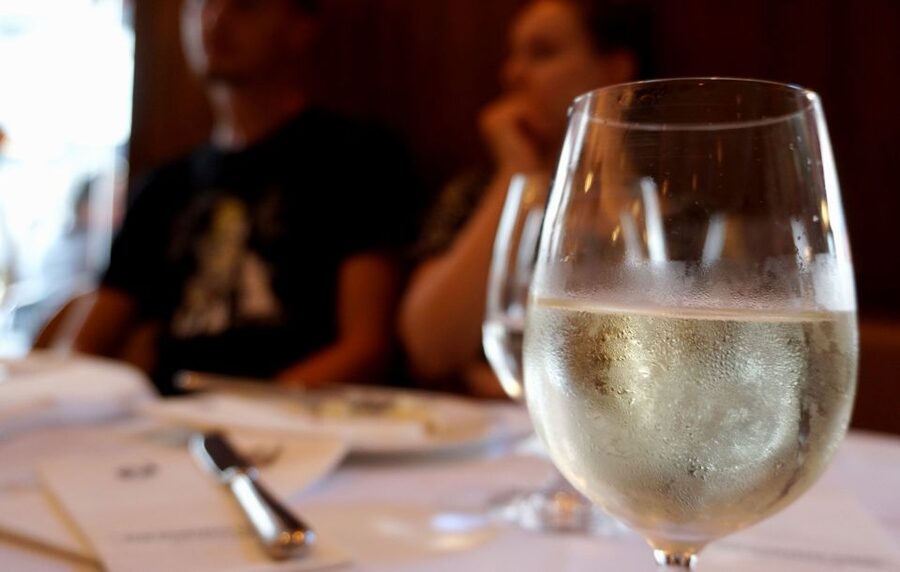 Vienna Nightlife Tour: Dinner, Drinks & Rooftop Bar - Classic Austrian dinner with real choices