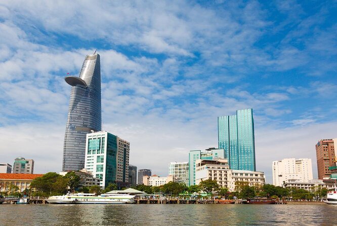 VIP Tour in Saigon: Romantic Sunset Cocktail by SpeedBoat - Key points to know before you book
