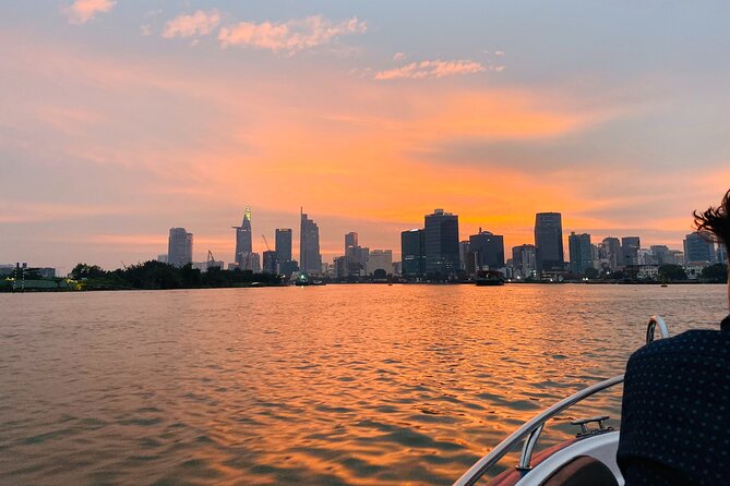 VIP Tour in Saigon: Romantic Sunset Cocktail by SpeedBoat - What the $230 price really buys