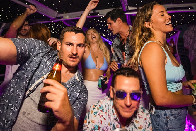 Waikiki Friday Fireworks Party Cruise with Live DJ & Full Bar - Why this Friday cruise works best at night