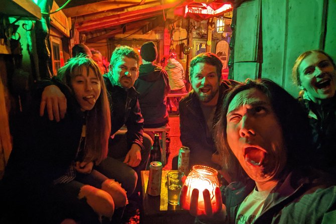 Weird Bar Crawl with Fanatical Local - A bar crawl built around Portland’s people