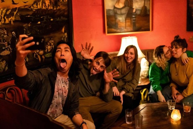 Weird Bar Crawl with Fanatical Local - Walking through East Portland’s neighborhood bars