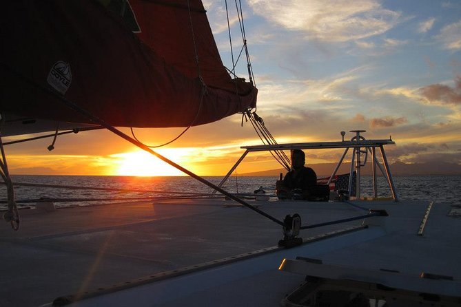 West Oahu Sunset Cocktail Cruise with Appetizers - Seating, Photos, and Comfort on the Water