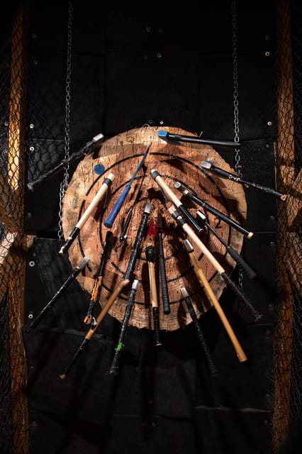 WOODCUTTER - AXE THROWING & BAR EXPERIENCE IN FRANKFURT - What your one-hour Frankfurt session feels like