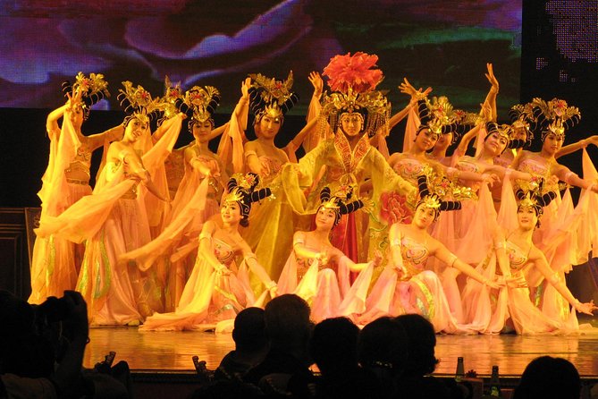 Xi'an Nightlife: Tang Dynasty Music and Dance Show - Meeting your guide at 7:00 pm
