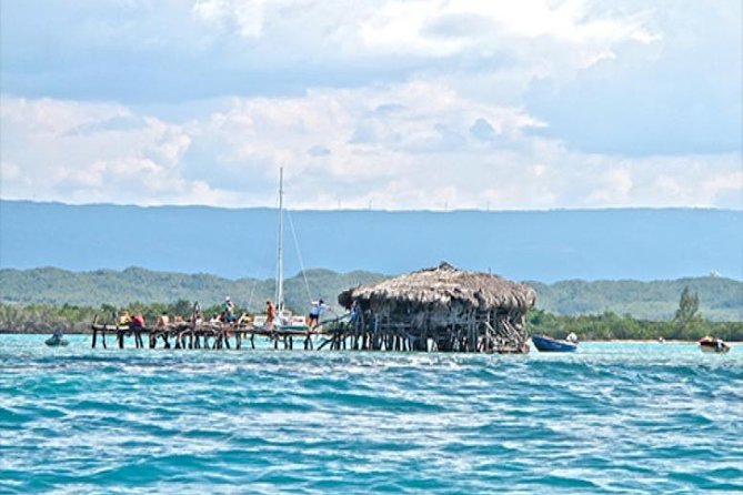 YS Falls and The Pelican Bar Adventure Tour from Negril - What to wear and pack for the water